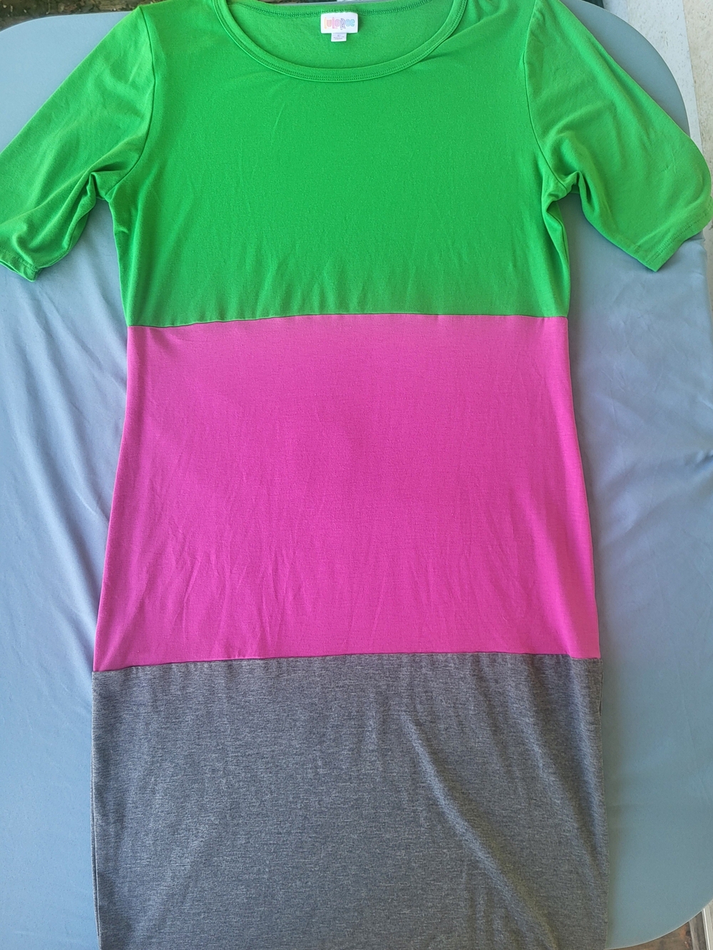 LuLaRoe Colorblock Midi Dress in Green, Pink & Gray